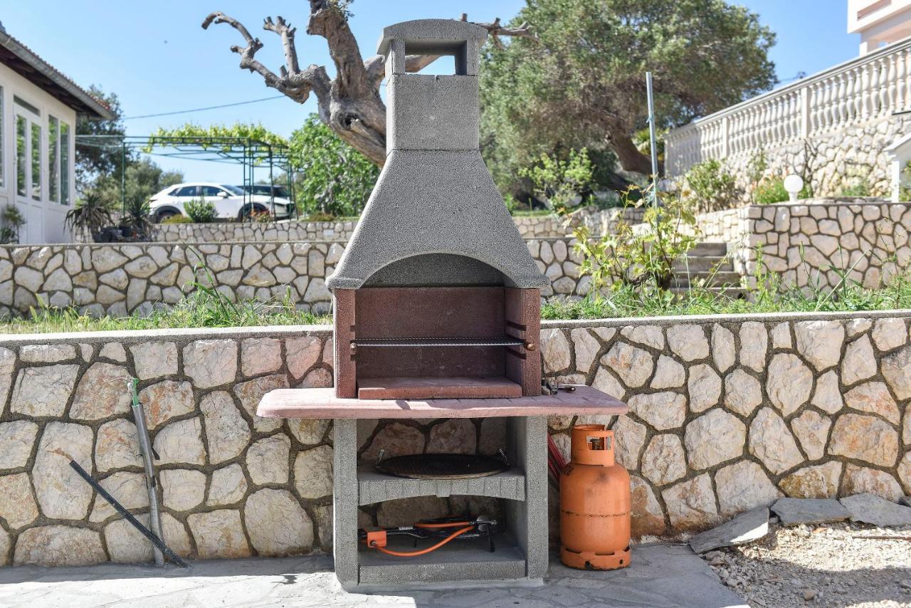 Moderner Bungalow Mit Meerblick ルン エクステリア 写真